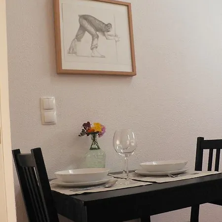 Дом отдыха Casa Do Hibisco Сан-Жуан-ду-Эшторил